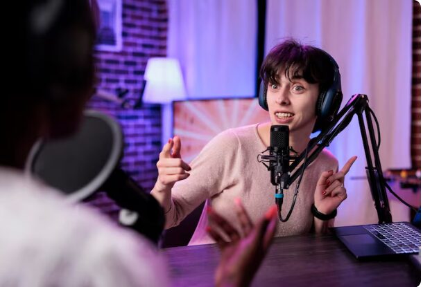 Kontrowersyjny podcast znika z platformy , Reakcja słuchaczy jest ostra